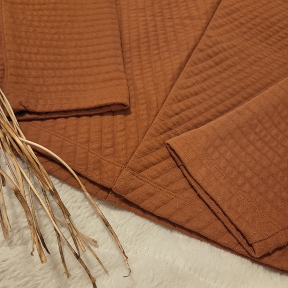 a new day Sweaters - A New Day Rust Orange Quilted Women's Crew Neck Pullover Sweater. Retro Playful